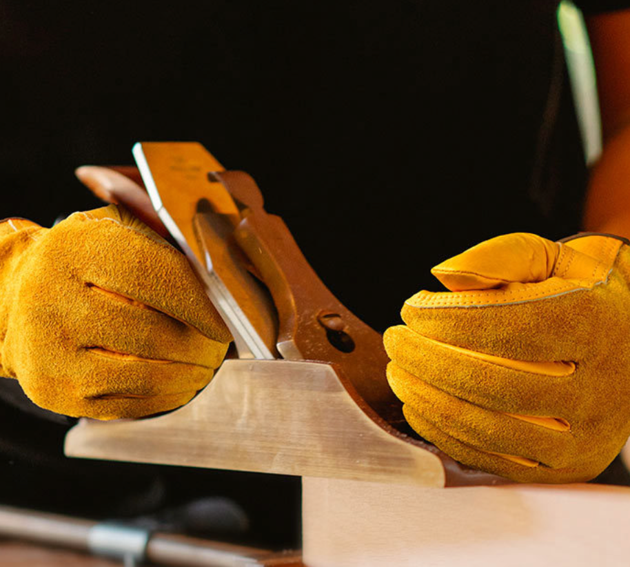 Cowhide Labor Protection Work Gloves, Anti-Slip Wear-Resistant Truck Driving Mechanic Landscaping Anti-Puncture Gardening Gloves
